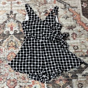 La Blanca Monochrome Geometric Resort Wear Black White Romper Sz S